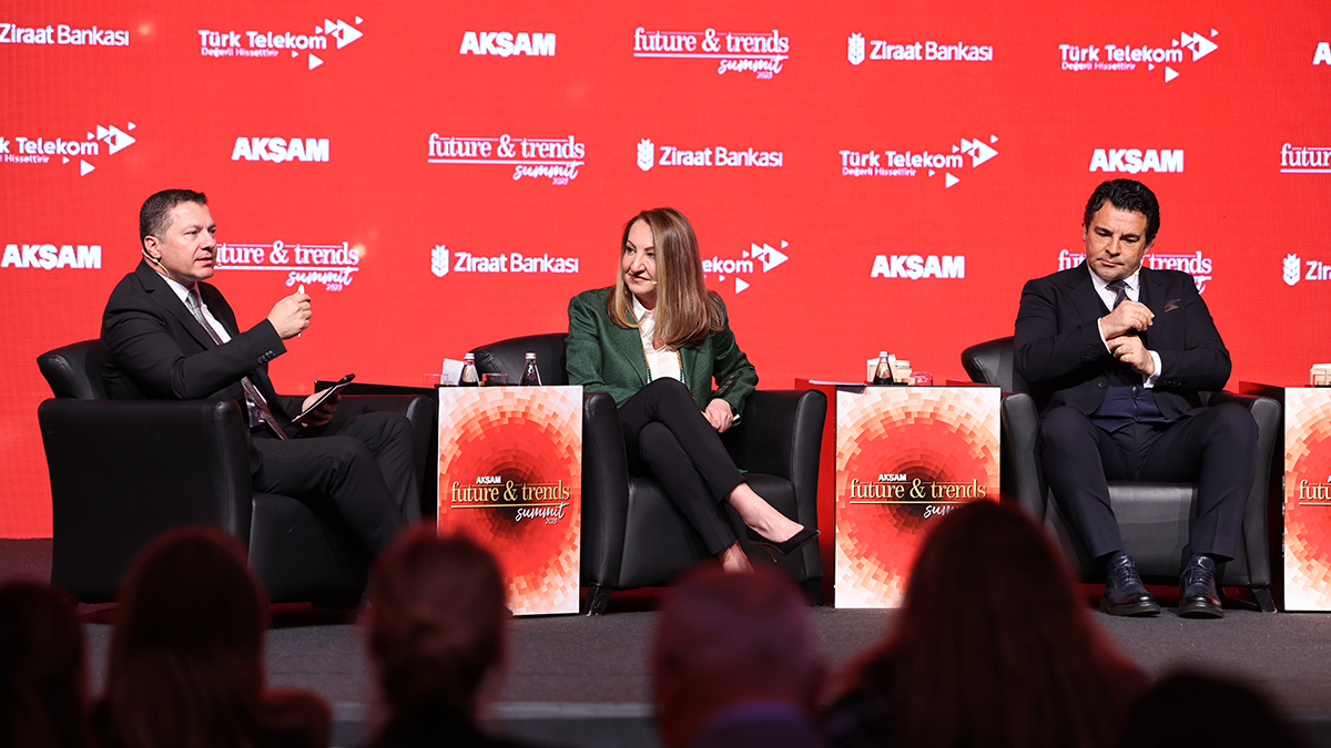 Ak�am Future&Trends Summit 2. Oturumu'nda otomotivde gelecek ve trendler konu�uldu