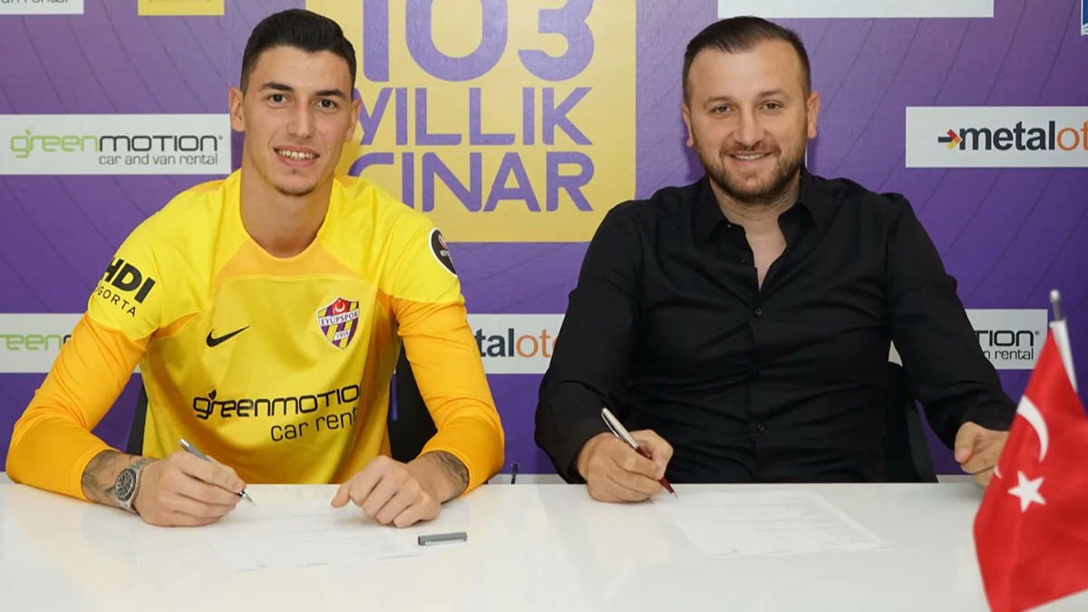 Berke zer yeniden Sper Lig'de! mzay atar atmaz kiralk gnderildi