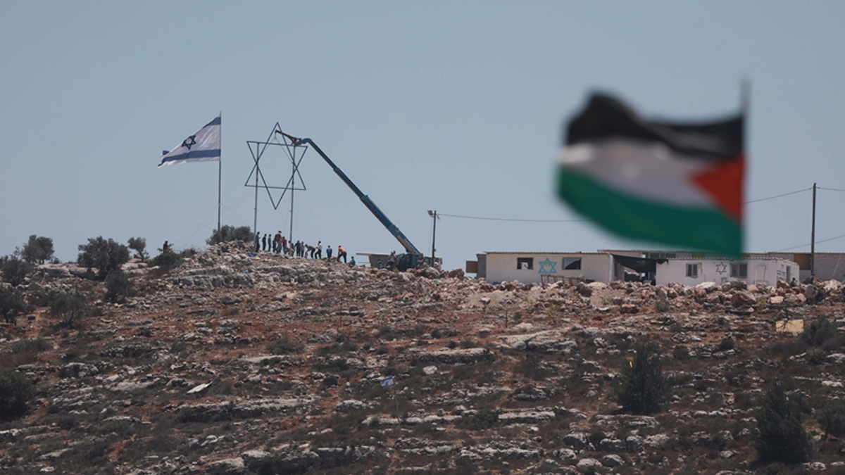 galci Yahudiler, Filistinlilere ait koyun srsn gasp etti