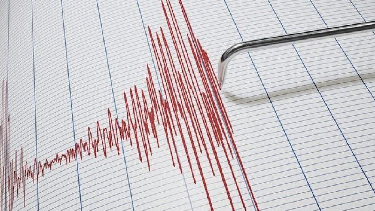 Endonezya'da iddetli deprem