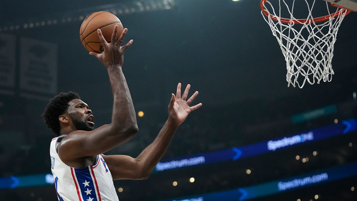 Joel Embiid 41 say� att�, Philadelphia kazand�