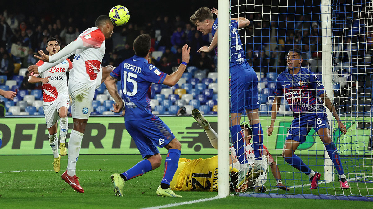 Napoli penalt�larla elendi