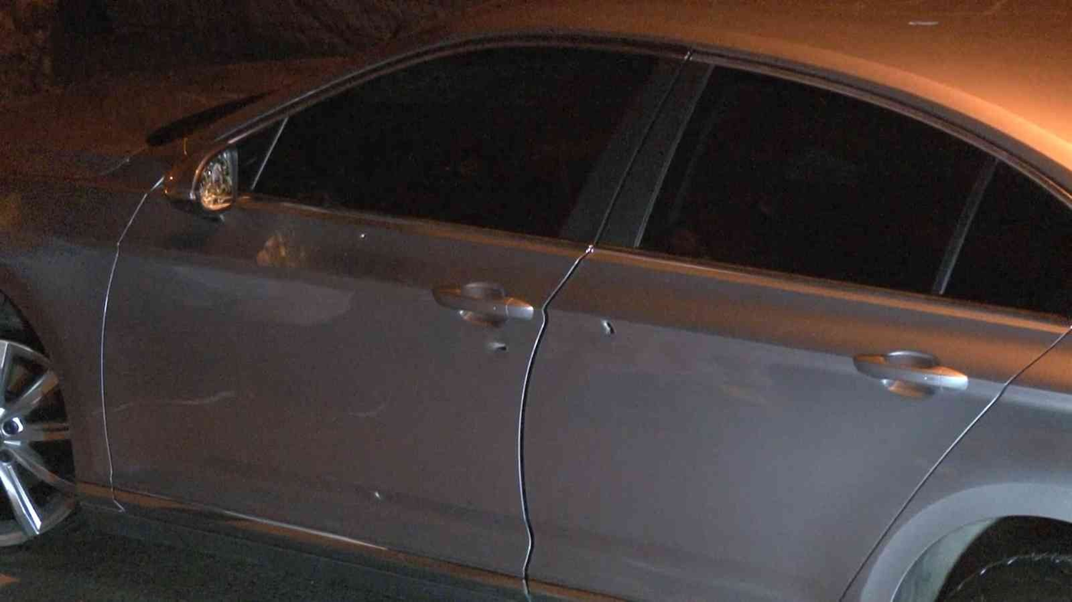 �stanbul'da otomobile silahl� sald�r�