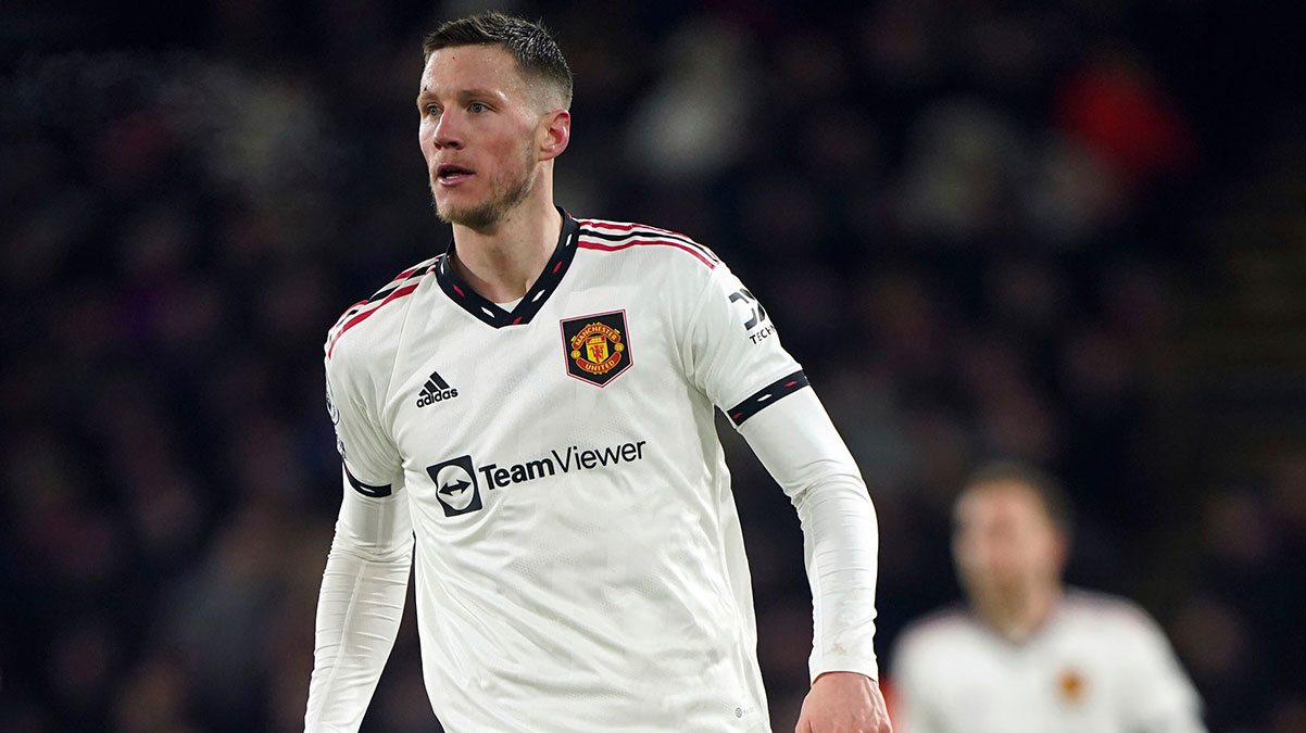 Weghorst ilk 11'de ba�lad�, Manu 90+1'de y�k�ld�!