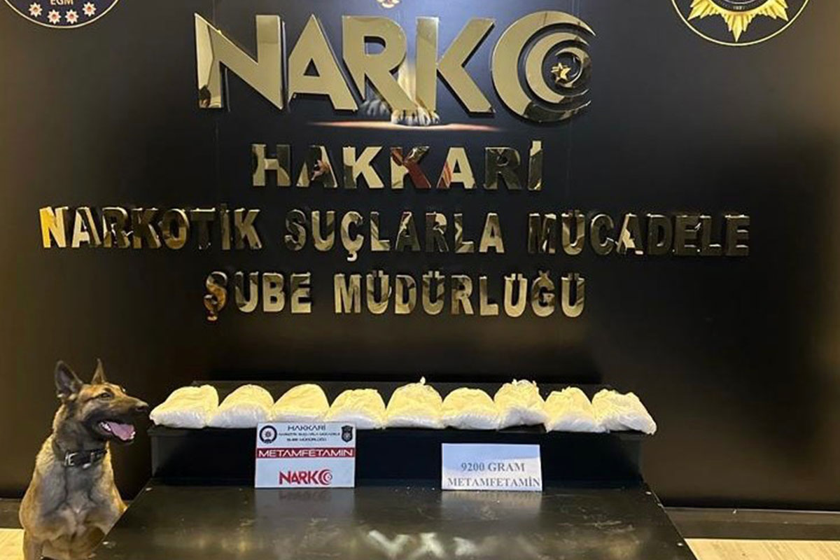 9 kilo uyu�turucu ele ge�irildi