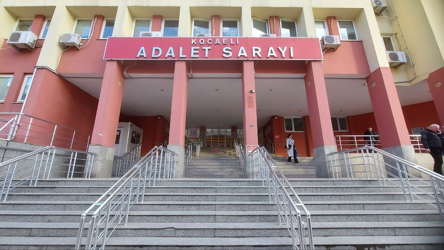 'Savc�n�n akrabas� ile evlendirece�ini' iddia eden ki�i defalarca ayn� y�ntemi kullanarak insanlar� doland�rd�