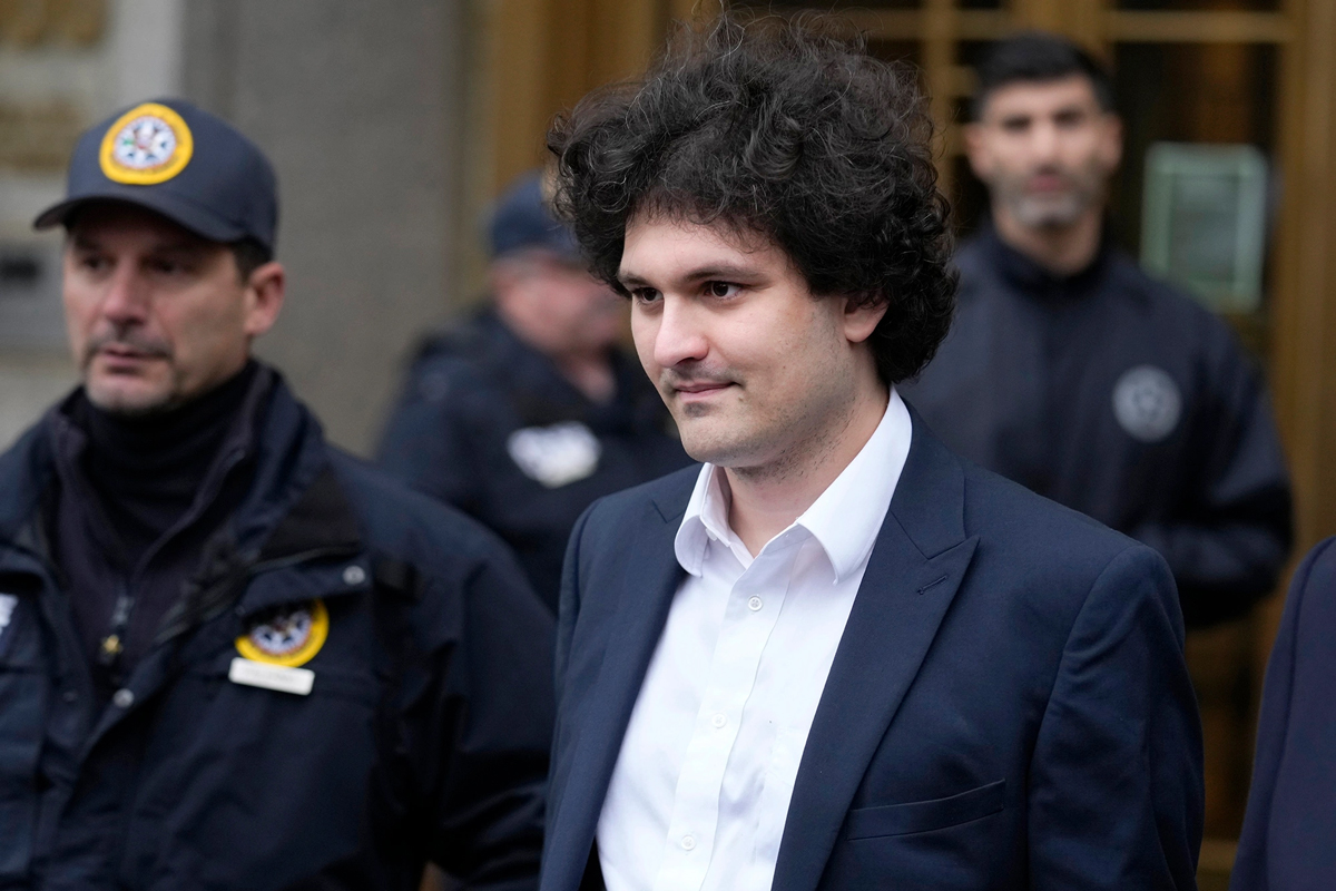 700 milyon dolarl�k varl���na el konuldu