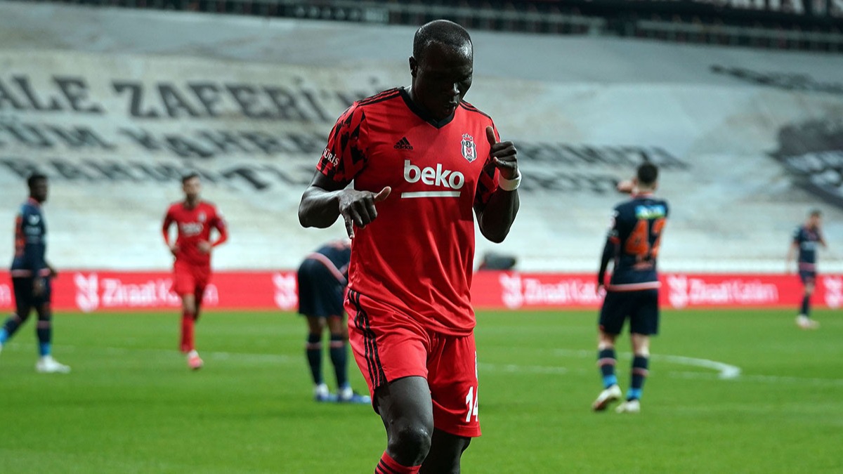 Beikta Aboubakar'a kavutu! mza iin stanbul'da