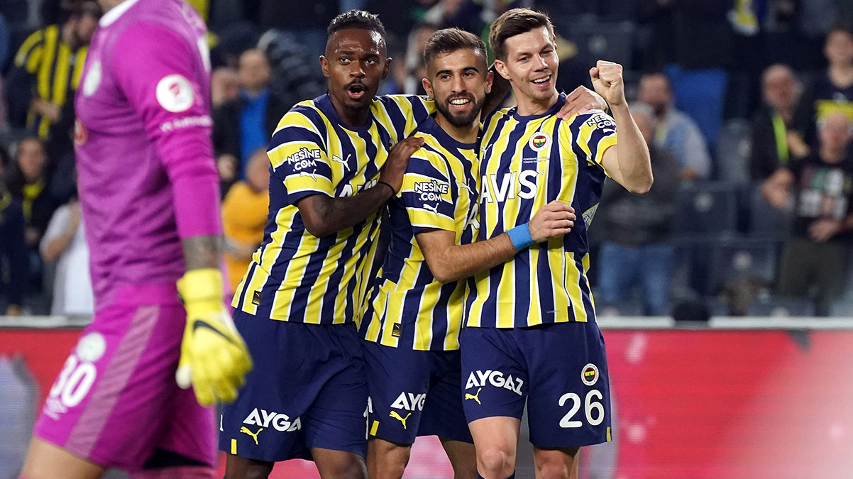Be�ikta�'tan Fenerbah�e'ye 1 milyon avroluk teklif