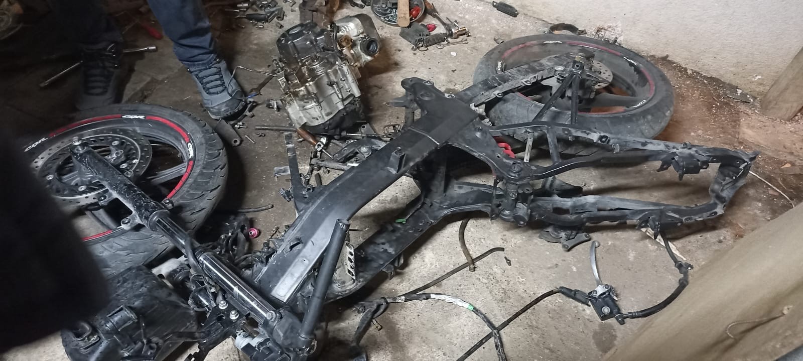 Park halindeki arac� kundaklayan zanl� tutukland�