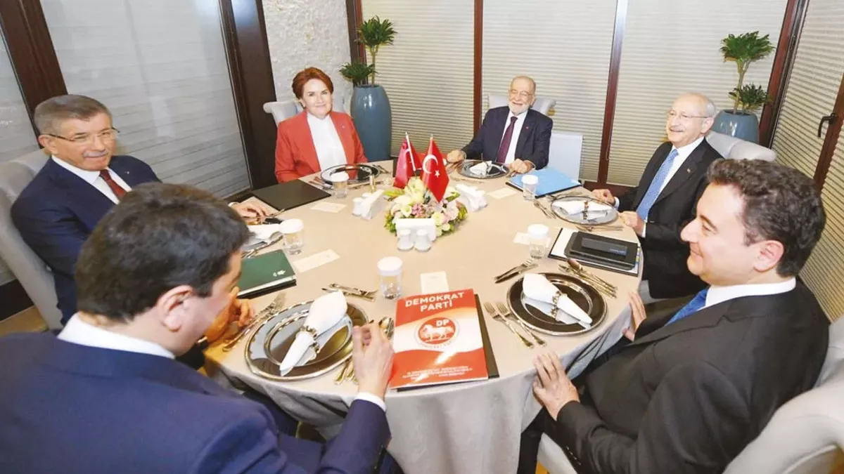 6'l� Masa'n�n y�netim a�maz�n� Davuto�lu, ideolojik a�maz�n� Babacan dile getirdi