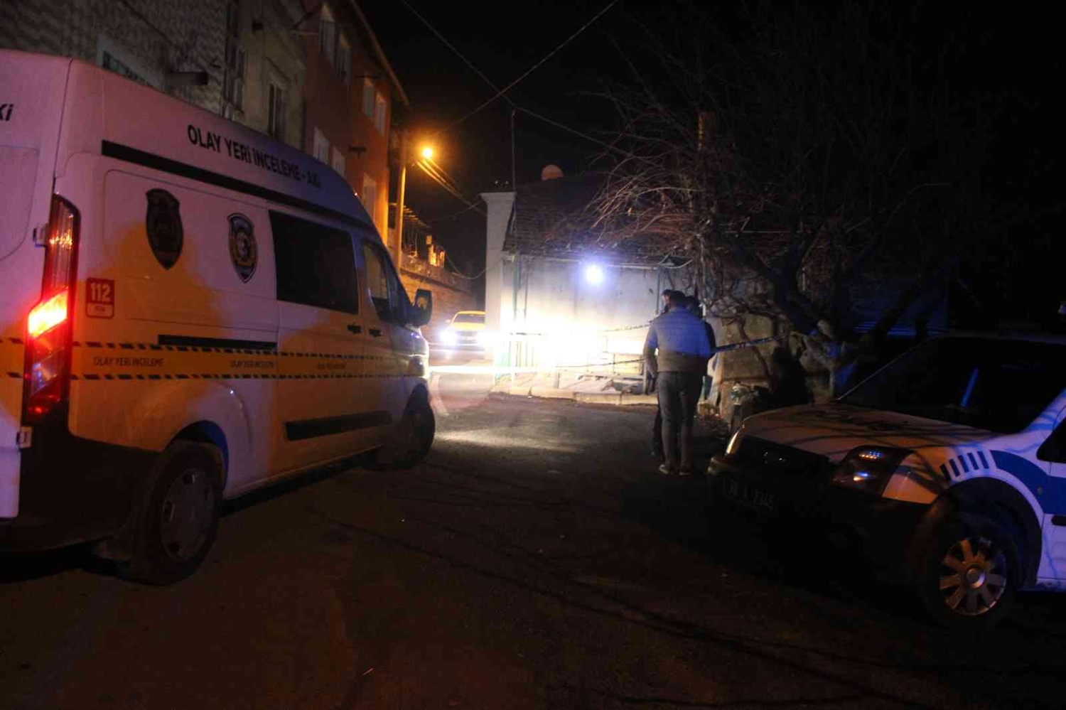 Kayseri'de y�rekleri da�layan feryat: Kald�r�n yerden babam�