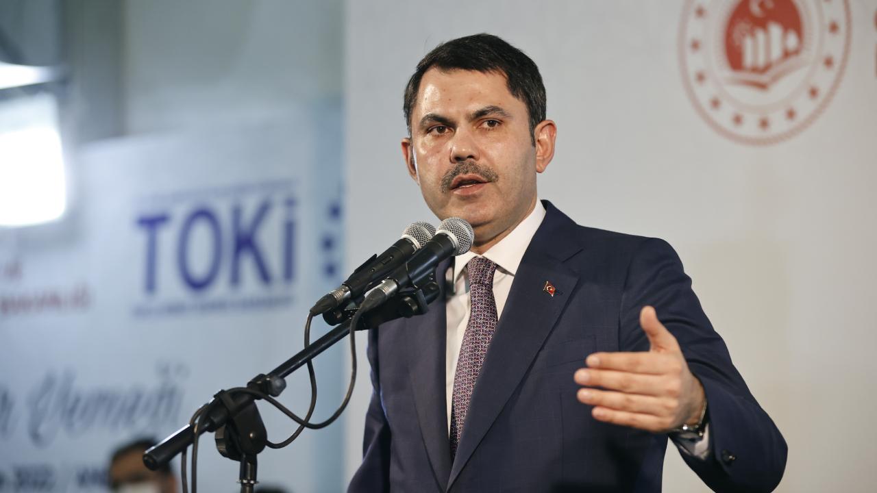 Bakan Kurum'dan Atat�rk Havaliman� Millet Bah�esi a��klamas�