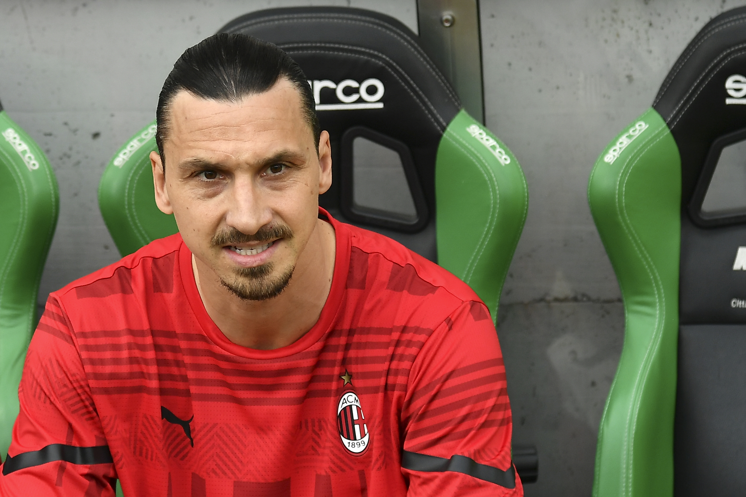 Zlatan Ibrahimovic futbolu b�rakmaya haz�rlan�yor