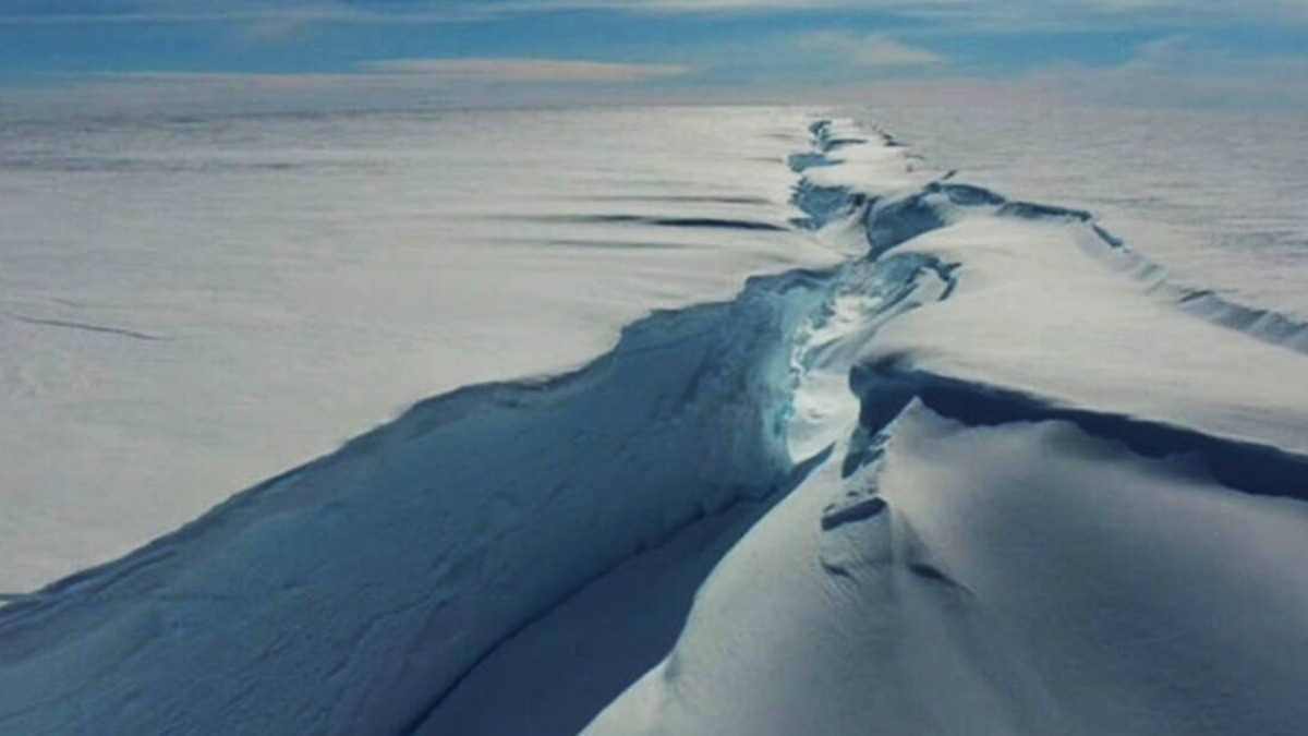 Antarktika'dan Londra byklnde bir buz da koptu