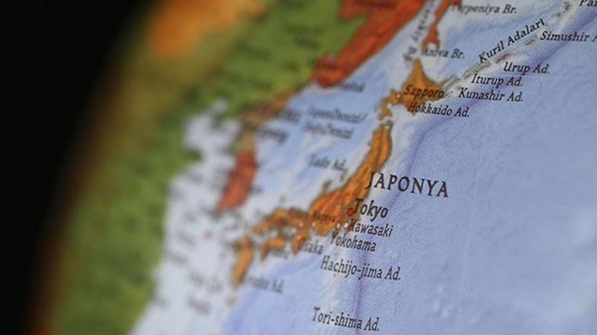 Japonya'da kargo gemisi batt: Kayplar var