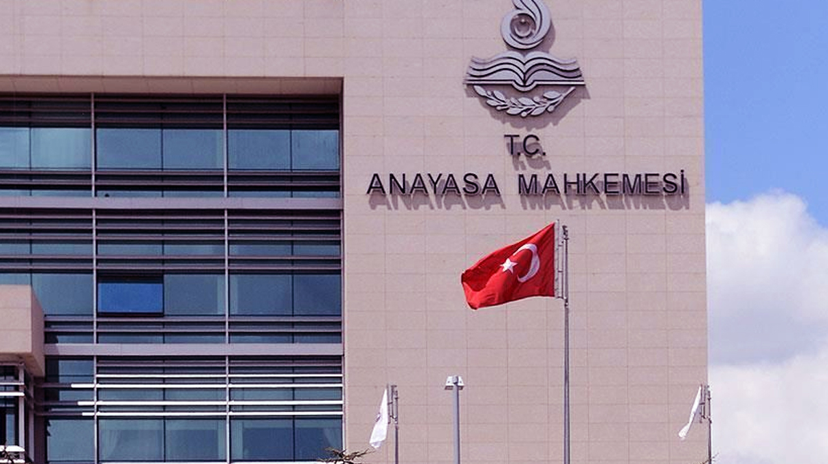 Anayasa Mahkemesi'nden HDP karar�