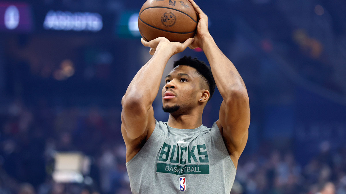 Giannis Antetokounmpo'dan 'double-double'
