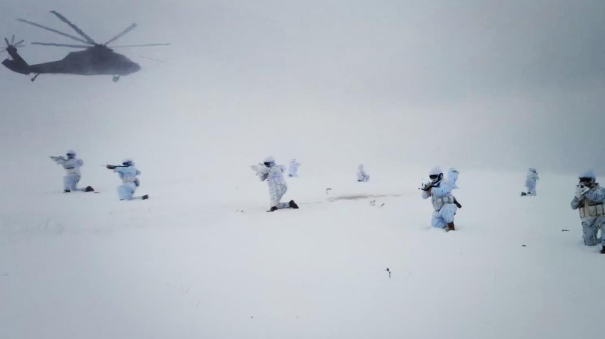 �simsiz kahramanlar K�� Tatbikat�'nda