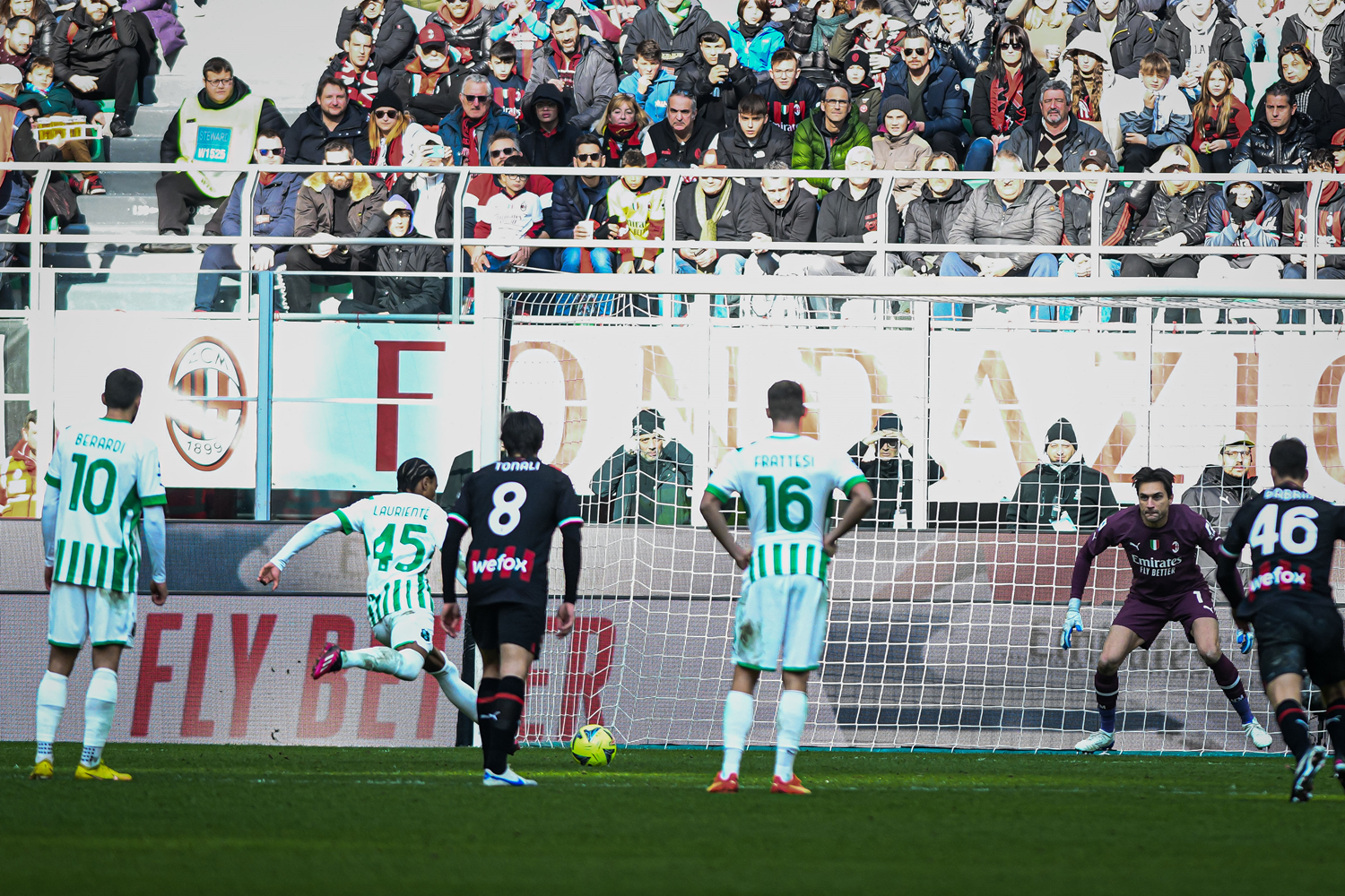 Milan Sassuolo'dan fark yedi