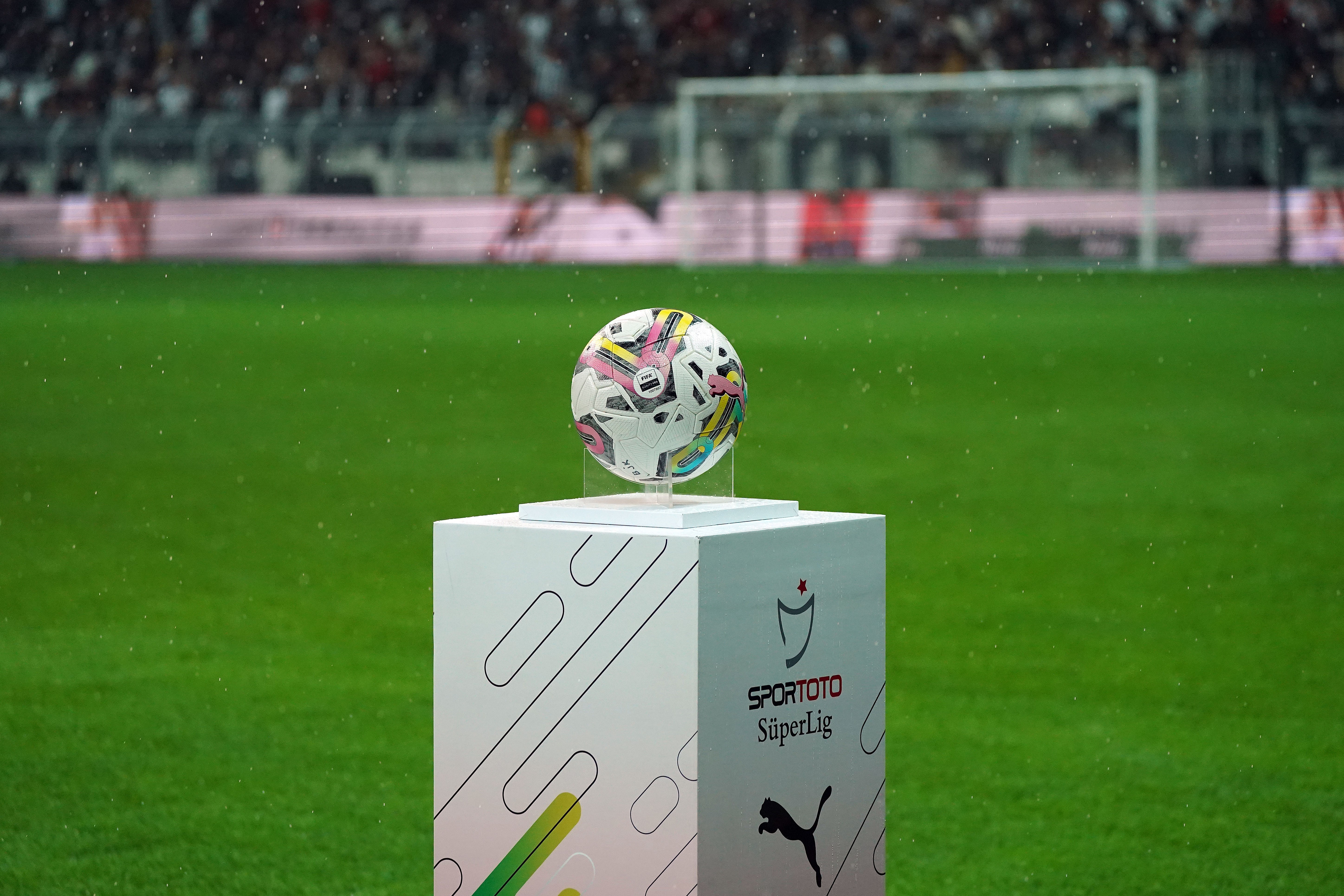 S�per Lig'de puan durumu ve 22. haftan�n ma� takvimi