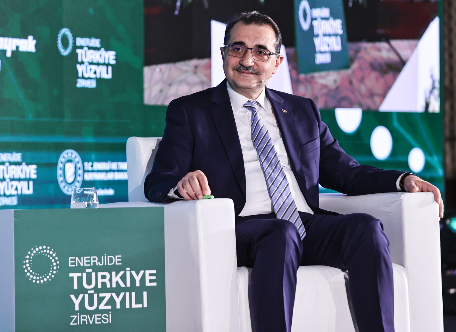 Bakan D�nmez g�zel haberi verdi: �ubat ba��nda y�zde 16'l�k indirim olacak