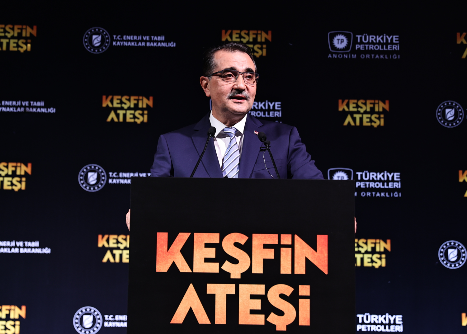 Bakan D�nmez Bak�'ye gidiyor