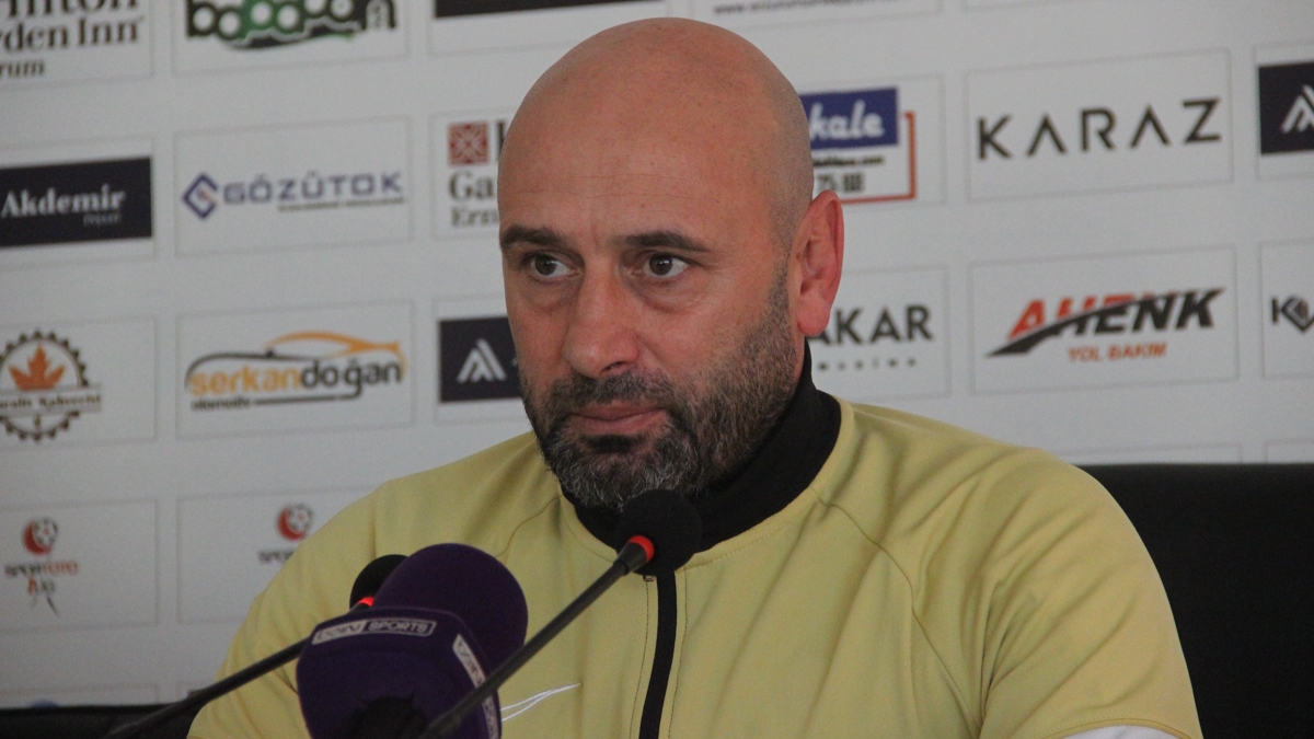 Erzurumspor FK'da Muzaffer Bilazer dnemi sona erdi