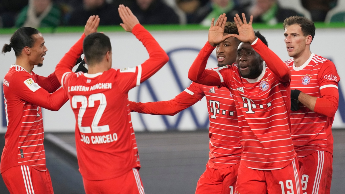 Bayern Mnih deplasmanda 3 puan 4 golle ald