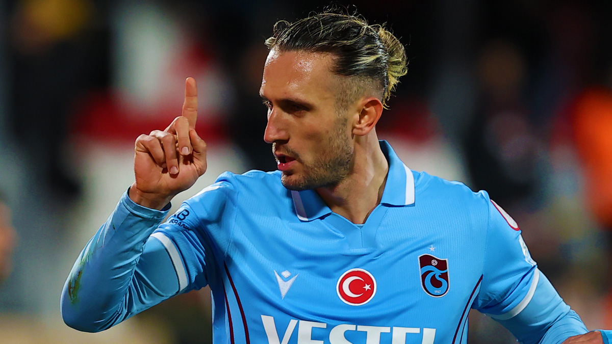 Yusuf Yaz�c� yine yapt� yapaca��n�! Trabzonspor'da ortal�k y�k�ld�...