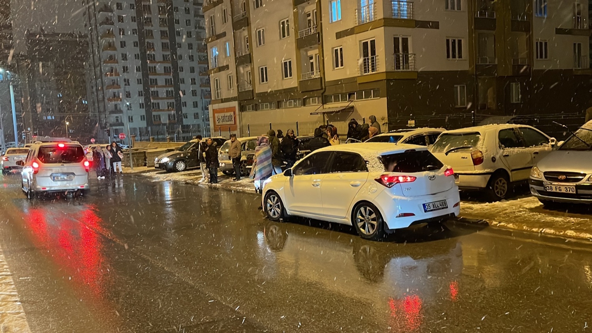 Kahramanmara'taki deprem  Anadolu'da da hissedildi