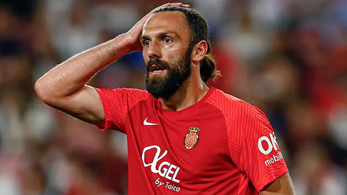 Vedat Muriqi: Dualar�m, kalbim depremden etkilenen herkesle...