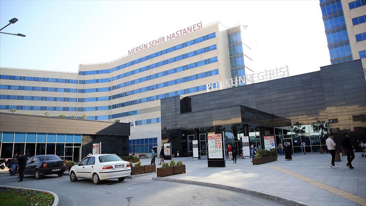 Mersin ehir Hastanesinin depremde zarar grd iddialar yalanland