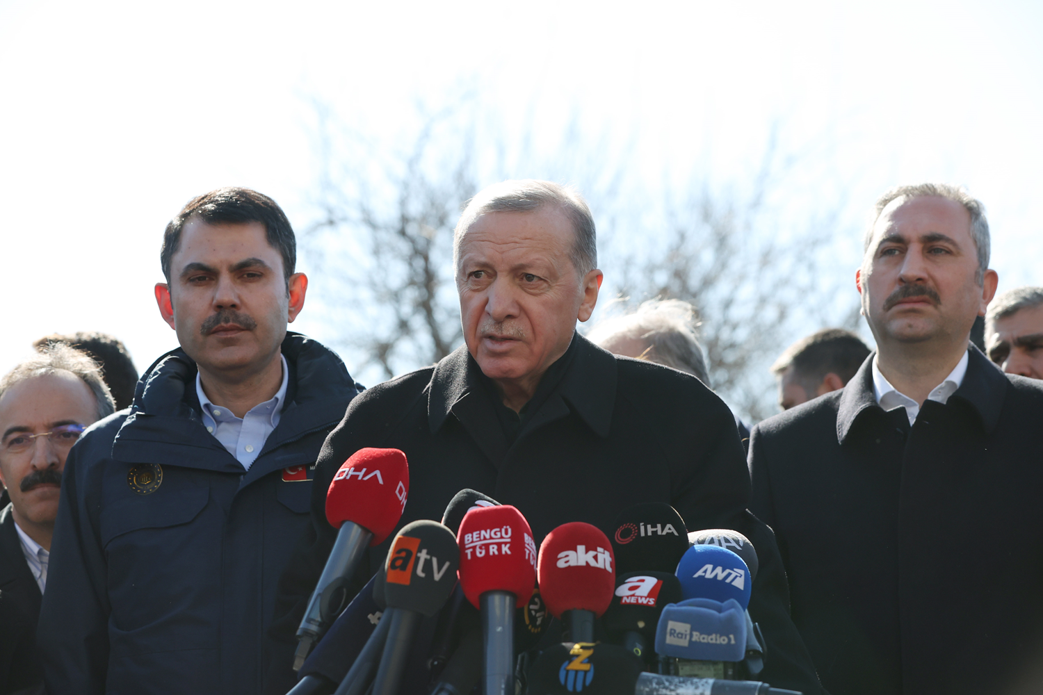 Cumhurba�kan� Erdo�an Gaziantep'te: Ya�malama olaylar�na OHAL yetkileriyle m�dahale edilecek