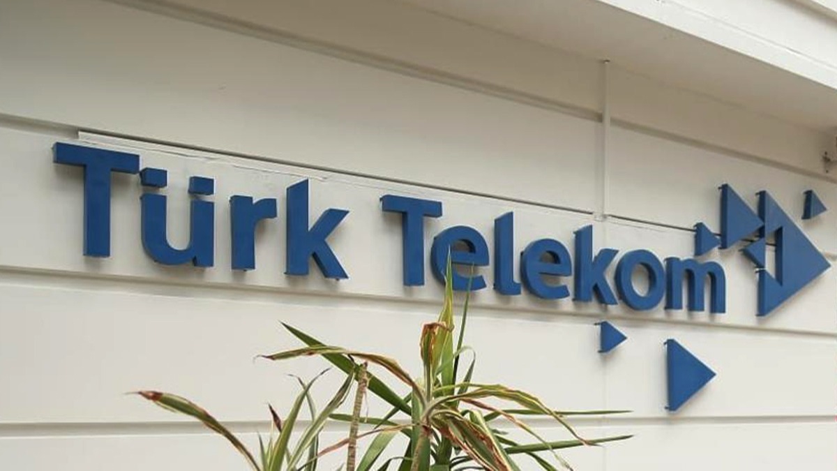 Trk Telekom, yeniden cretsiz konuma, SMS ve internet hizmeti salad
