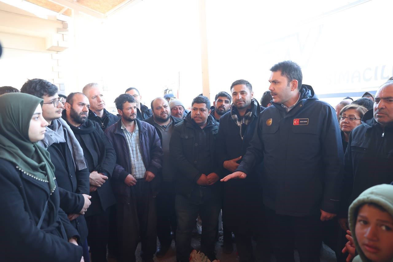 Bakan Kurum: Devlet-millet el ele in�allah bu afetin alt�ndan kalkacak