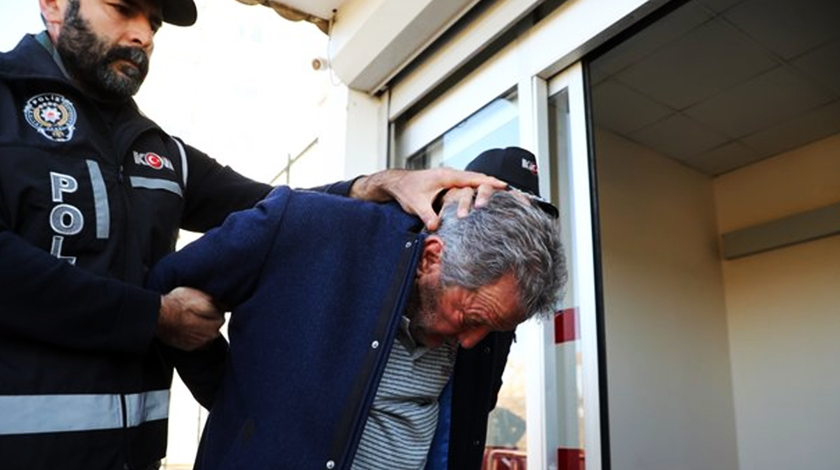 KKTC'de yakalanm��t�! M�teahhit Hasan Alparg�n tutukland�