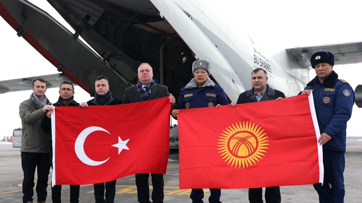 Krgzistan, nc arama kurtarma ve salk ekibini Trkiye'ye gnderiyor 