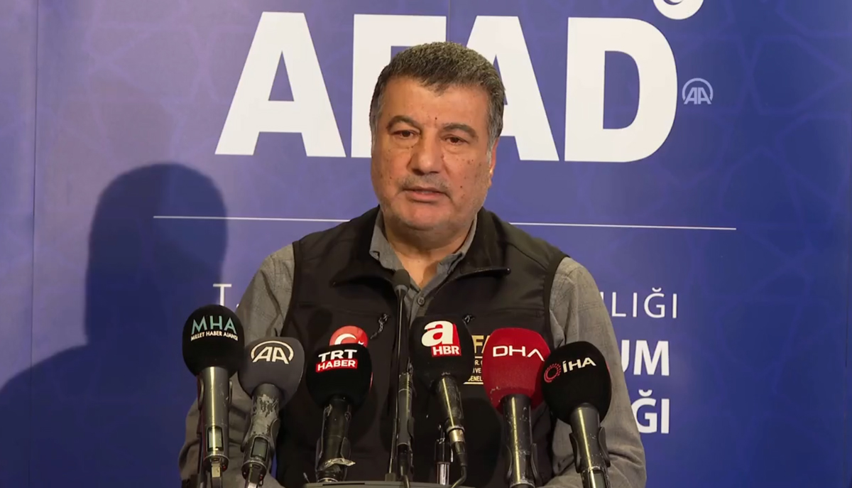 AFAD: 7,3 metrelik yer de�i�tirme oldu