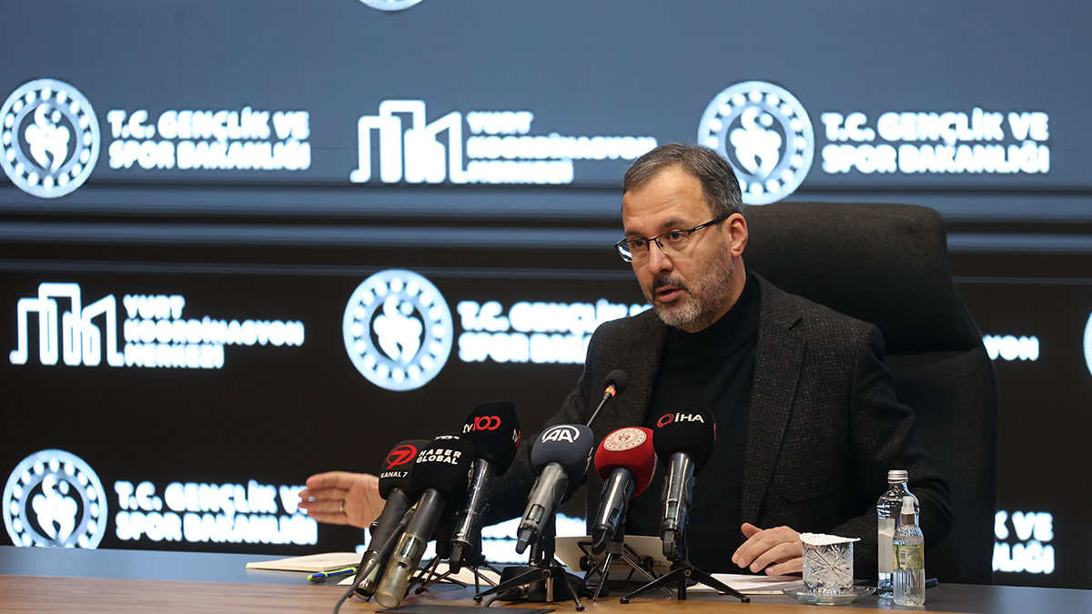 Bakan Kasapo�lu: Hat�ra biletimi al�p 'Hep Birlikteyiz' diyorum