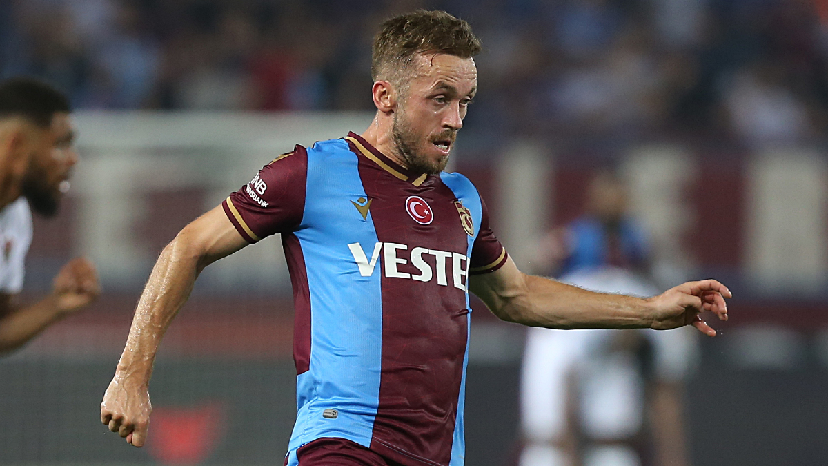 Edin Visca: T�rkiye o d�nemde bizi yaln�z b�rakmad�