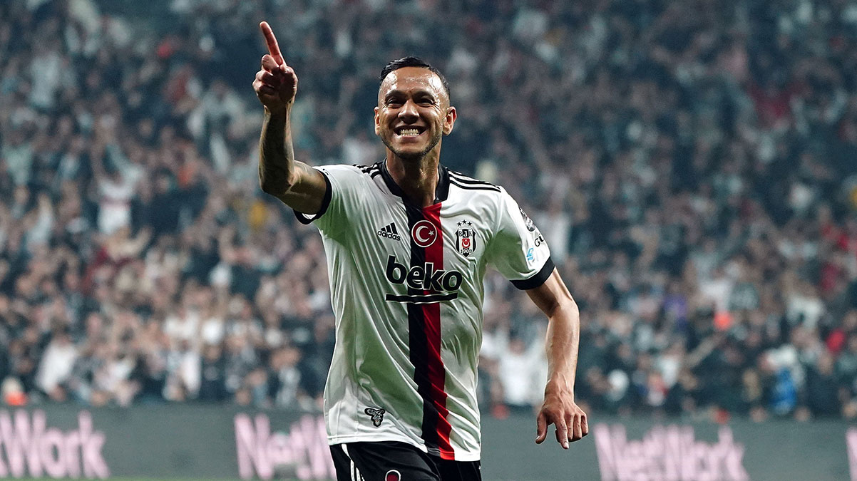 Josef de Souza Be�ikta�'tan ayr�l�yor