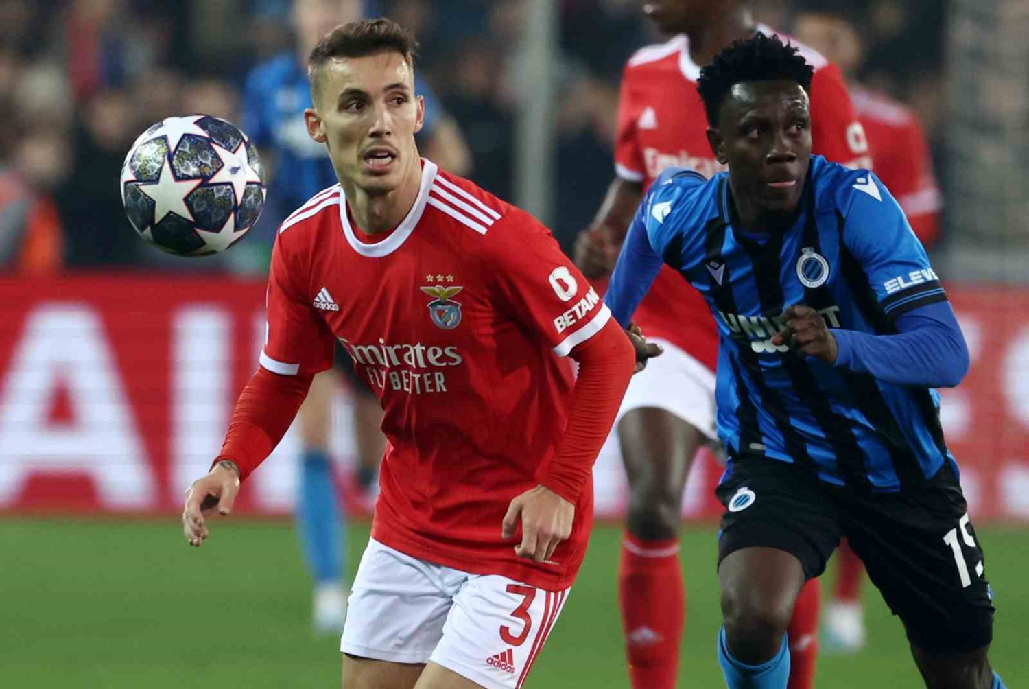 Brugge'u deplasmanda yenen Benfica tur avantaj�n� kapt�