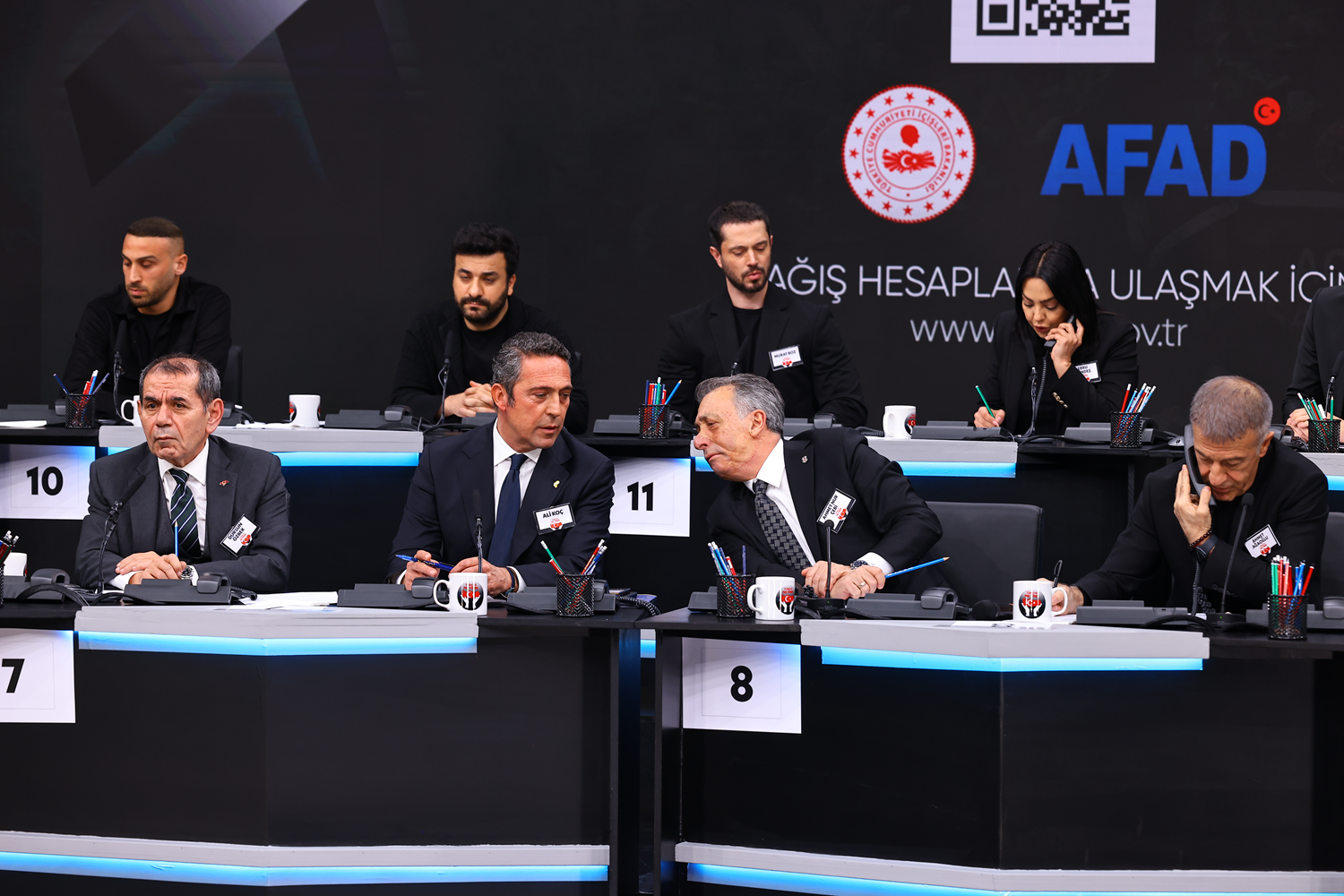 'T�rkiye Tek Y�rek' kampanyas�na spor camias�ndan b�y�k destek