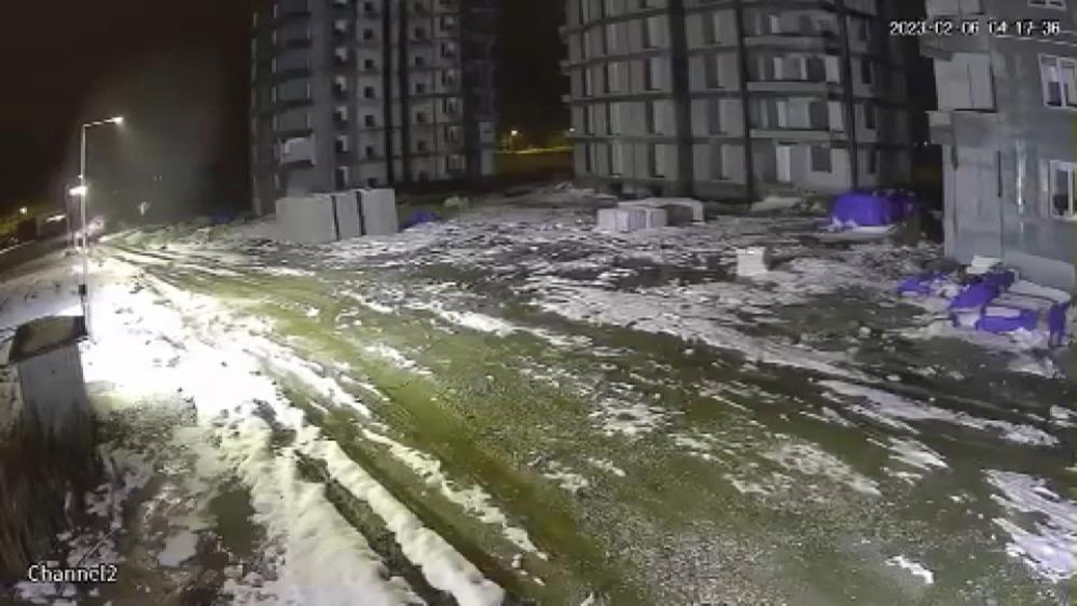 Depreme ait yeni g�r�nt�ler ortaya ��kt�