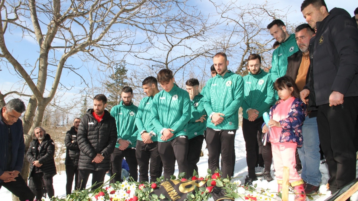 Giresunspor'dan depremde vefat eden Saruhan Bolat'n ailesine taziye ziyareti
