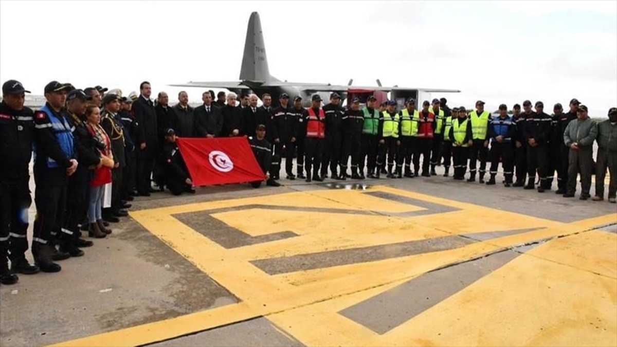 Tunuslu ekip: Felaket blgesindeki dayanmadan ok etkilendik