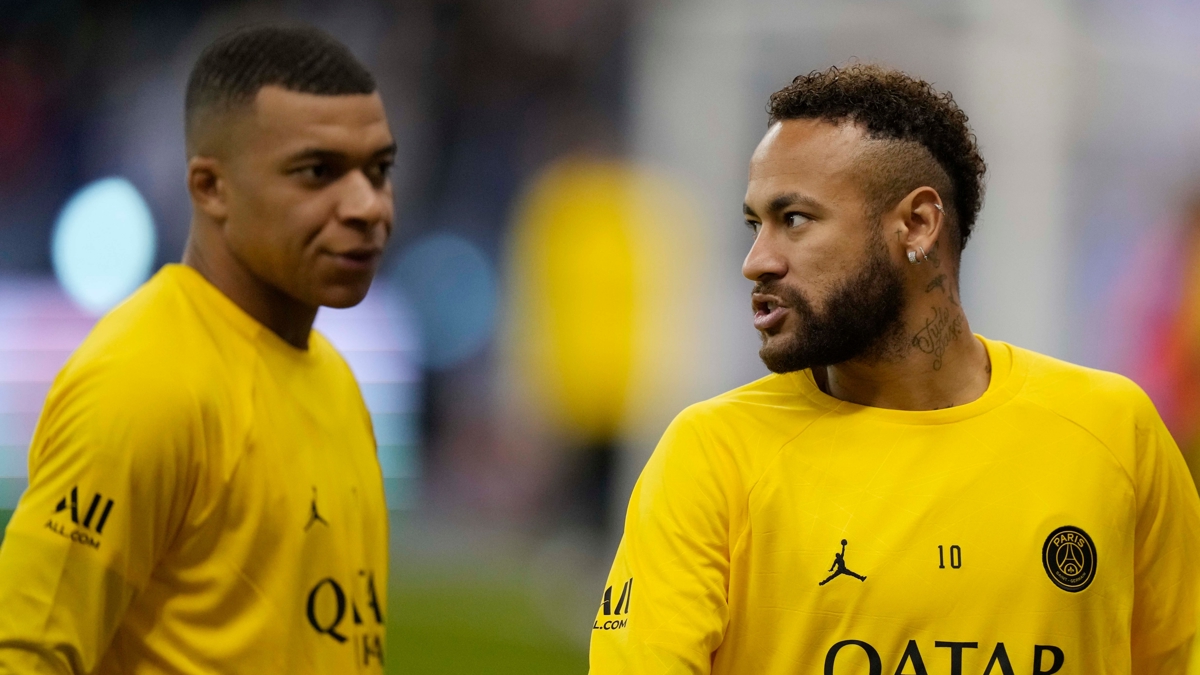 Kylian Mbappe'den Neymar aklamas