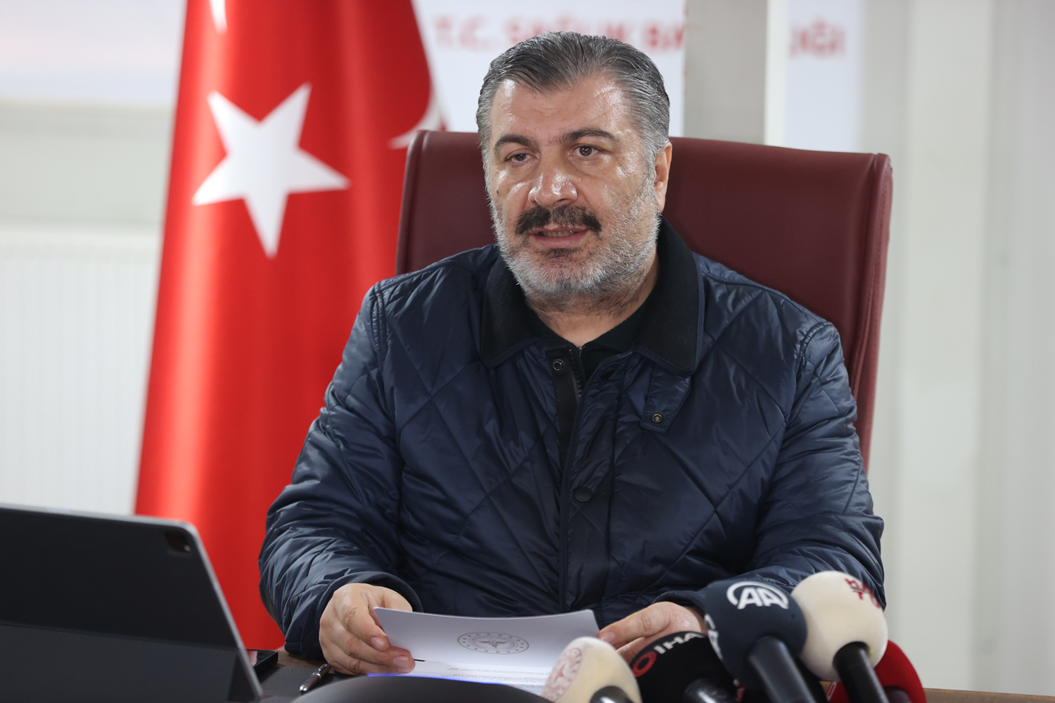 Bakan Koca'dan deprem b�lgesi i�in '�ebeke suyu' uyar�s�