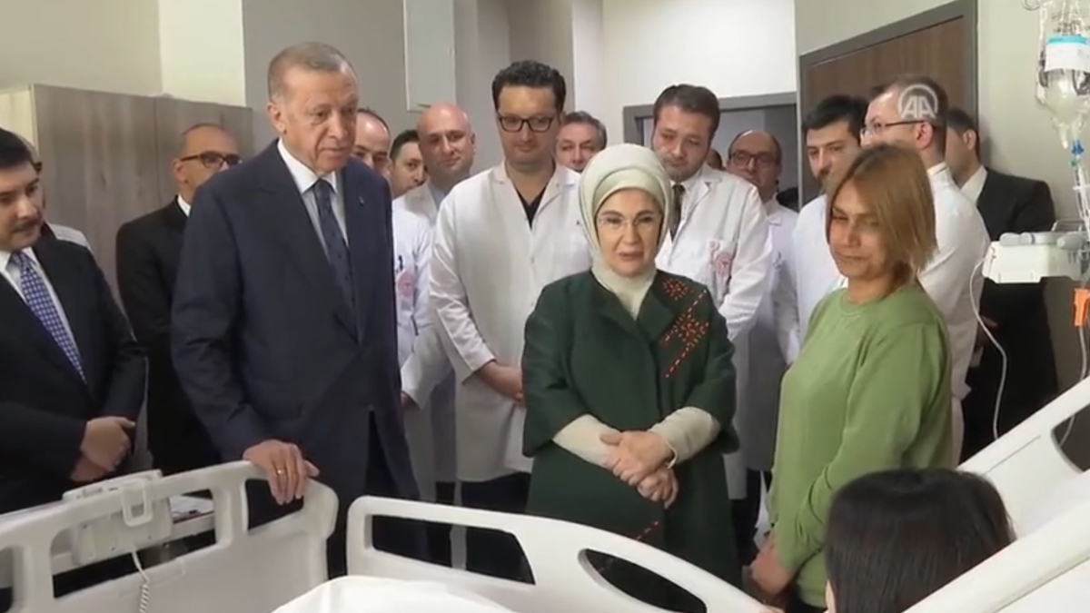 Cumhurbakan Erdoan, Ankara'da depremzedeleri ziyaret etti